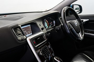 https://vehicle-cdn.autoleague.cloud/17009_11019064_24.jpg