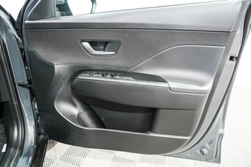 https://vehicle-cdn.autoleague.cloud/17009_11019070_12.jpg