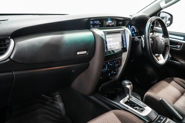 https://vehicle-cdn.autoleague.cloud/17009_11019088_10.jpg
