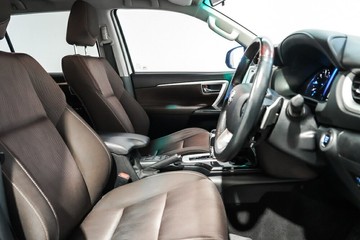 https://vehicle-cdn.autoleague.cloud/17009_11019088_16.jpg