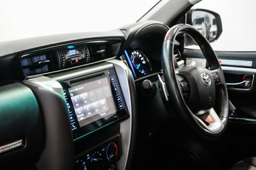 https://vehicle-cdn.autoleague.cloud/17009_11019088_18.jpg