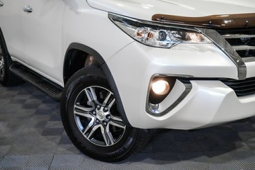 https://vehicle-cdn.autoleague.cloud/17009_11019088_2.jpg