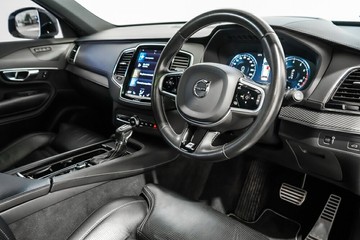 https://vehicle-cdn.autoleague.cloud/17009_11019097_12.jpg