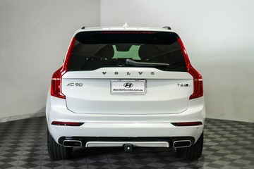 https://vehicle-cdn.autoleague.cloud/17009_11019097_8.jpg