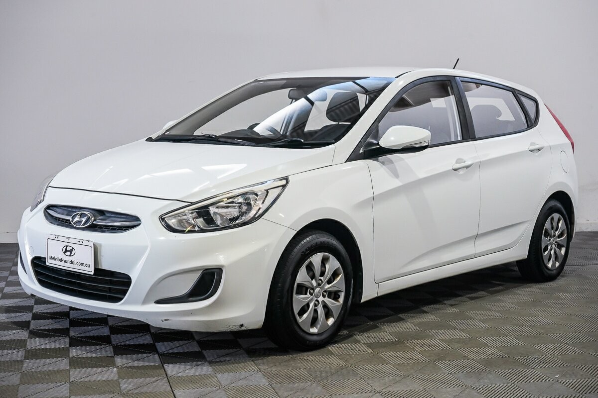 Hyundai Accent image 4