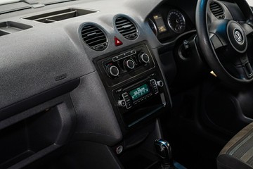 https://vehicle-cdn.autoleague.cloud/17009_11019099_19.jpg