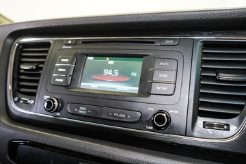 https://vehicle-cdn.autoleague.cloud/17009_11019100_14.jpg