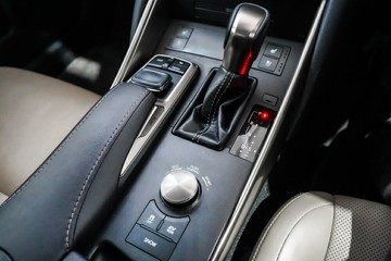 https://vehicle-cdn.autoleague.cloud/17009_11019111_19.jpg