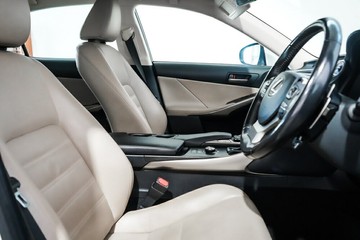 https://vehicle-cdn.autoleague.cloud/17009_11019111_22.jpg
