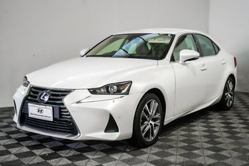 https://vehicle-cdn.autoleague.cloud/17009_11019111_4.jpg