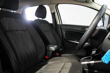 https://vehicle-cdn.autoleague.cloud/17009_11019113_12.jpg
