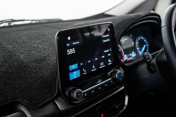 https://vehicle-cdn.autoleague.cloud/17009_11019113_19.jpg