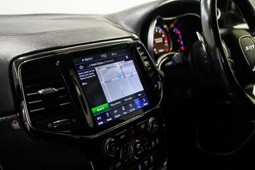 https://vehicle-cdn.autoleague.cloud/17009_11019119_18.jpg