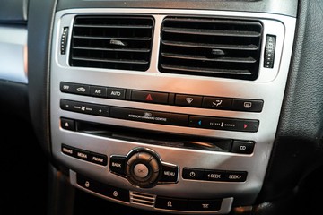 https://vehicle-cdn.autoleague.cloud/17009_11019137_18.jpg