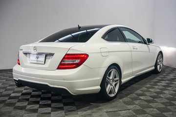 https://vehicle-cdn.autoleague.cloud/17009_11019142_7.jpg
