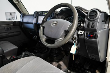 https://vehicle-cdn.autoleague.cloud/17009_11019154_14.jpg