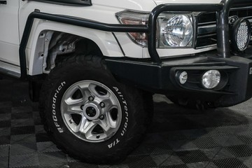 https://vehicle-cdn.autoleague.cloud/17009_11019154_2.jpg