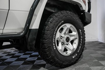 https://vehicle-cdn.autoleague.cloud/17009_11019154_5.jpg