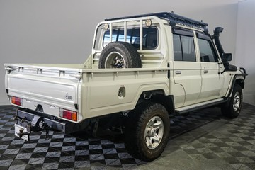 https://vehicle-cdn.autoleague.cloud/17009_11019154_8.jpg