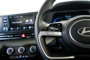 https://vehicle-cdn.autoleague.cloud/17009_11019157_14.jpg