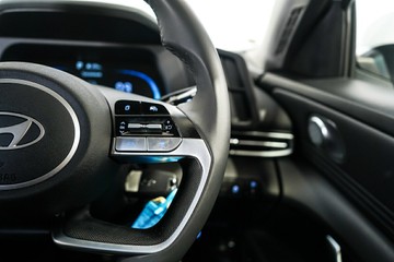 https://vehicle-cdn.autoleague.cloud/17009_11019157_16.jpg