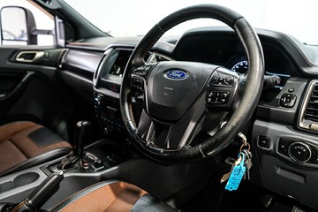 https://vehicle-cdn.autoleague.cloud/17009_11019158_14.jpg