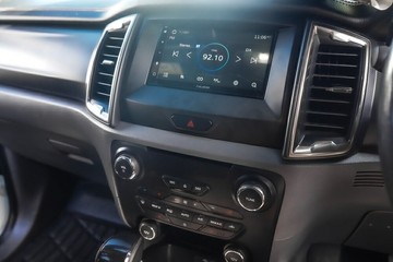 https://vehicle-cdn.autoleague.cloud/17009_11019158_18.jpg