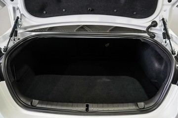 https://vehicle-cdn.autoleague.cloud/17009_11019172_9.jpg