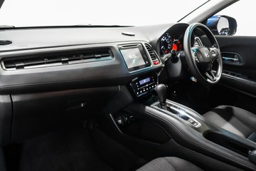 https://vehicle-cdn.autoleague.cloud/17009_11019176_11.jpg