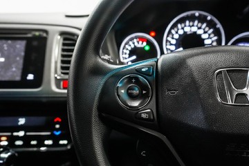 https://vehicle-cdn.autoleague.cloud/17009_11019176_13.jpg