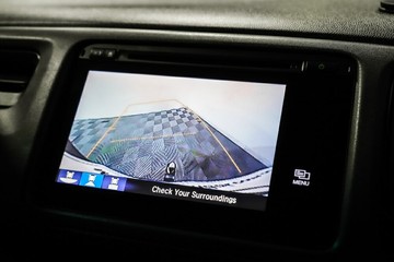 https://vehicle-cdn.autoleague.cloud/17009_11019176_17.jpg