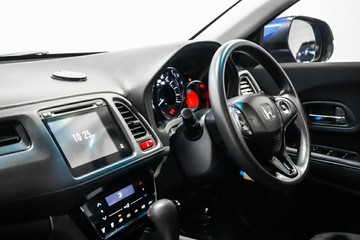 https://vehicle-cdn.autoleague.cloud/17009_11019176_19.jpg