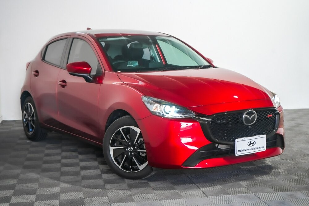 Mazda 2 image 1