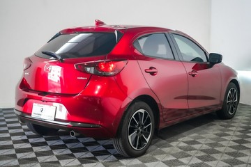 https://vehicle-cdn.autoleague.cloud/17009_11019182_5.jpg