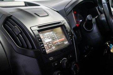 https://vehicle-cdn.autoleague.cloud/17009_11019189_19.jpg