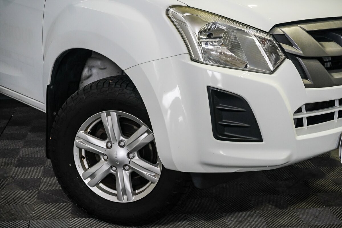 Isuzu D-max image 2