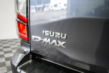 https://vehicle-cdn.autoleague.cloud/17009_11019191_10.jpg