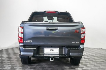 https://vehicle-cdn.autoleague.cloud/17009_11019191_8.jpg