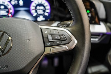 https://vehicle-cdn.autoleague.cloud/17009_11019193_15.jpg