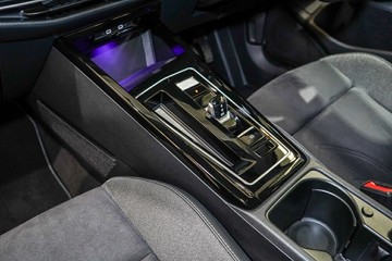 https://vehicle-cdn.autoleague.cloud/17009_11019193_27.jpg