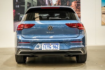 https://vehicle-cdn.autoleague.cloud/17009_11019193_7.jpg