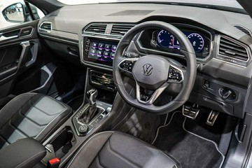 https://vehicle-cdn.autoleague.cloud/17009_11019198_14.jpg