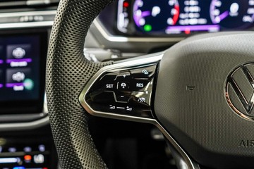 https://vehicle-cdn.autoleague.cloud/17009_11019198_15.jpg