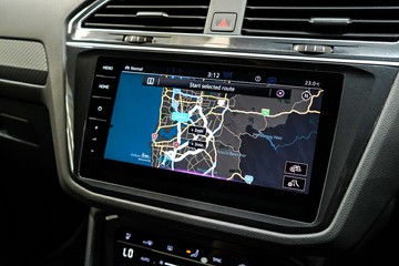 https://vehicle-cdn.autoleague.cloud/17009_11019198_18.jpg