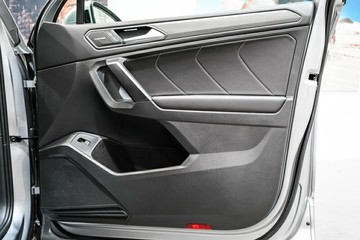 https://vehicle-cdn.autoleague.cloud/17009_11019198_21.jpg