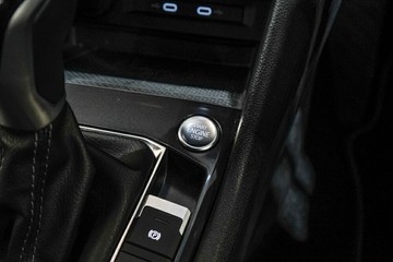 https://vehicle-cdn.autoleague.cloud/17009_11019198_23.jpg