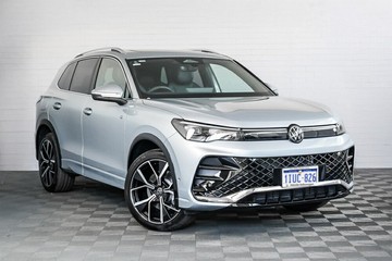 https://vehicle-cdn.autoleague.cloud/17009_11019200_1.jpg