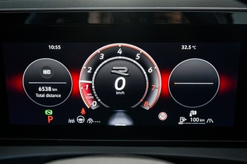 https://vehicle-cdn.autoleague.cloud/17009_11019200_15.jpg