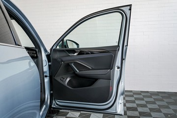 https://vehicle-cdn.autoleague.cloud/17009_11019200_20.jpg