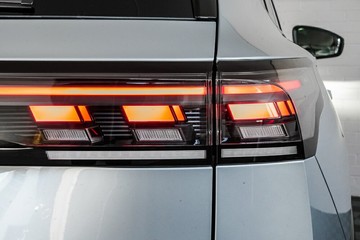 https://vehicle-cdn.autoleague.cloud/17009_11019200_9.jpg